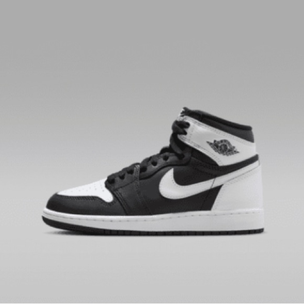 Air Jordan 1 High OG “Black and White”